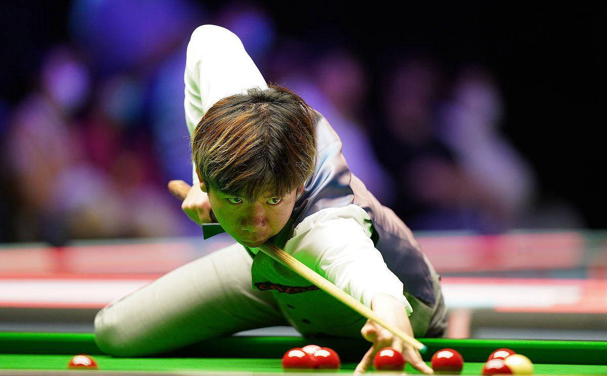 社会责任的 社会责任的