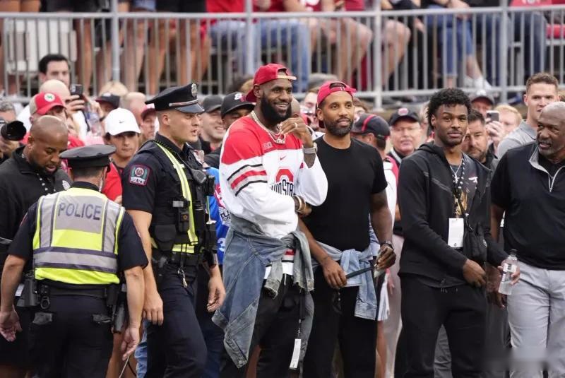 而是围绕竞 而是围绕竞